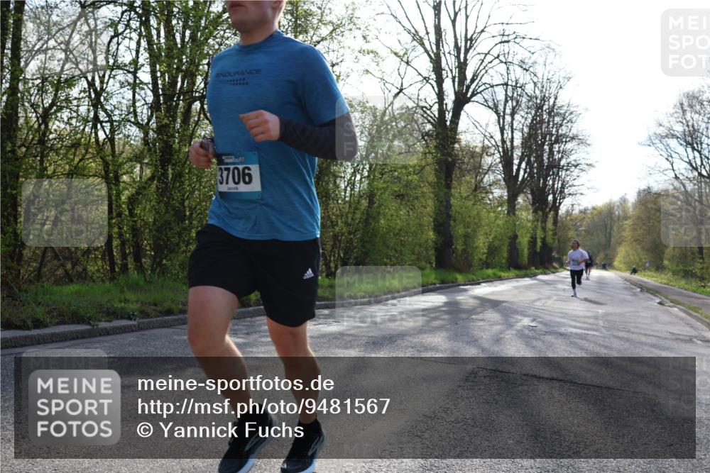 12.04.2026 - 45. Internationalen Wilhelmsburger Insellauf Yannick Fuchs http://msf.ph/oto/9481567 12.04.2026 10:21:47 Laufen 3706 meine-sportfotos.de