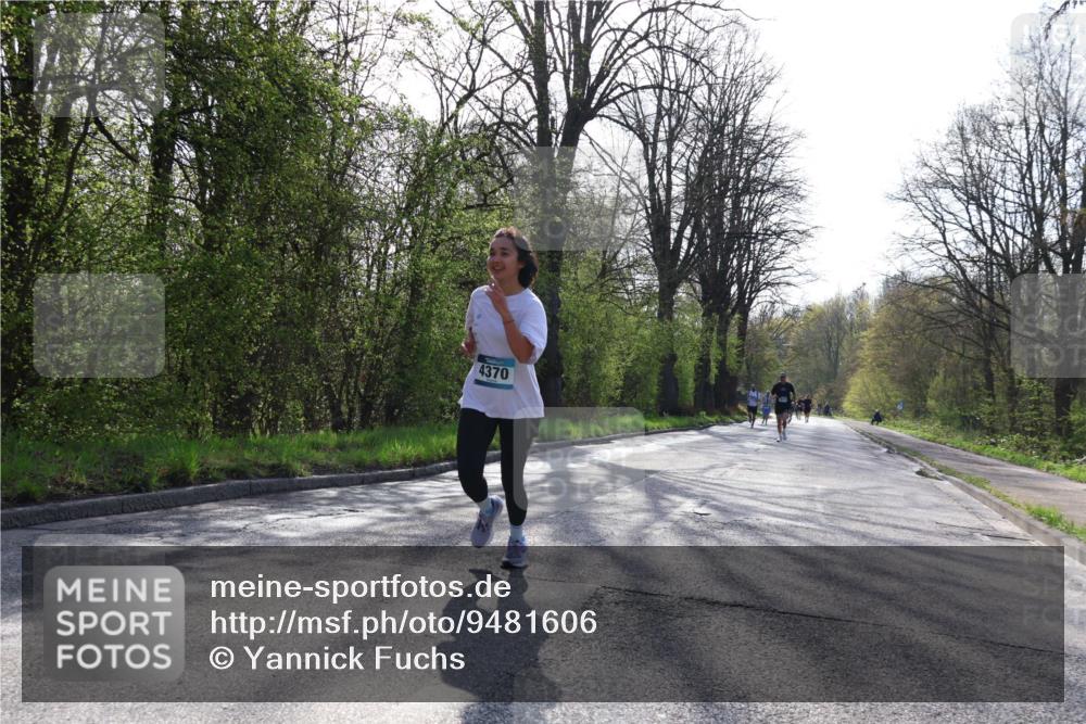12.04.2026 - 45. Internationalen Wilhelmsburger Insellauf Yannick Fuchs http://msf.ph/oto/9481606 12.04.2026 10:21:51 Laufen 4370 meine-sportfotos.de