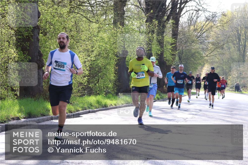 12.04.2026 - 45. Internationalen Wilhelmsburger Insellauf Yannick Fuchs http://msf.ph/oto/9481670 12.04.2026 10:22:00 Laufen 3905, 3016, 4329, 4150 meine-sportfotos.de