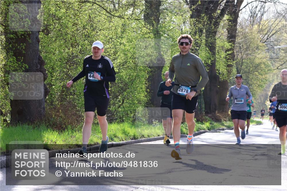 12.04.2026 - 45. Internationalen Wilhelmsburger Insellauf Yannick Fuchs http://msf.ph/oto/9481836 12.04.2026 10:30:00 Laufen 44, 2878, 5688, 3090 meine-sportfotos.de