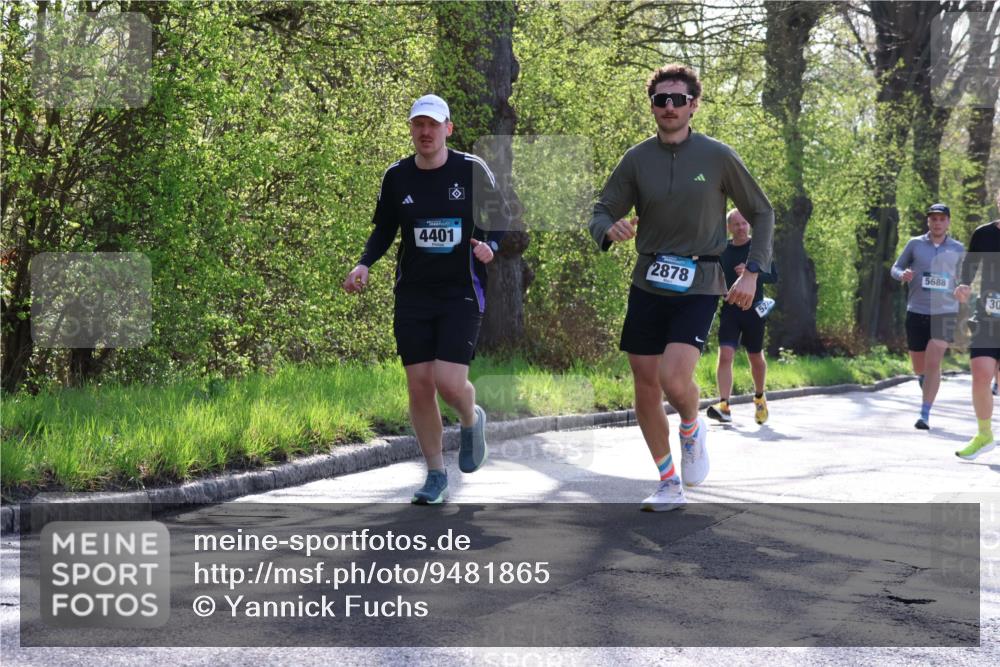12.04.2026 - 45. Internationalen Wilhelmsburger Insellauf Yannick Fuchs http://msf.ph/oto/9481865 12.04.2026 10:30:02 Laufen 4401, 5688, 2878, 30 meine-sportfotos.de