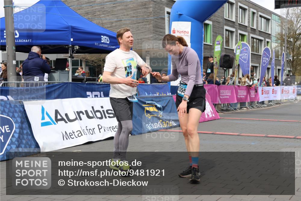 12.04.2026 - 45. Internationalen Wilhelmsburger Insellauf Strokosch-Dieckow http://msf.ph/oto/9481921 12.04.2026 13:24:43 Ziel 4567 meine-sportfotos.de