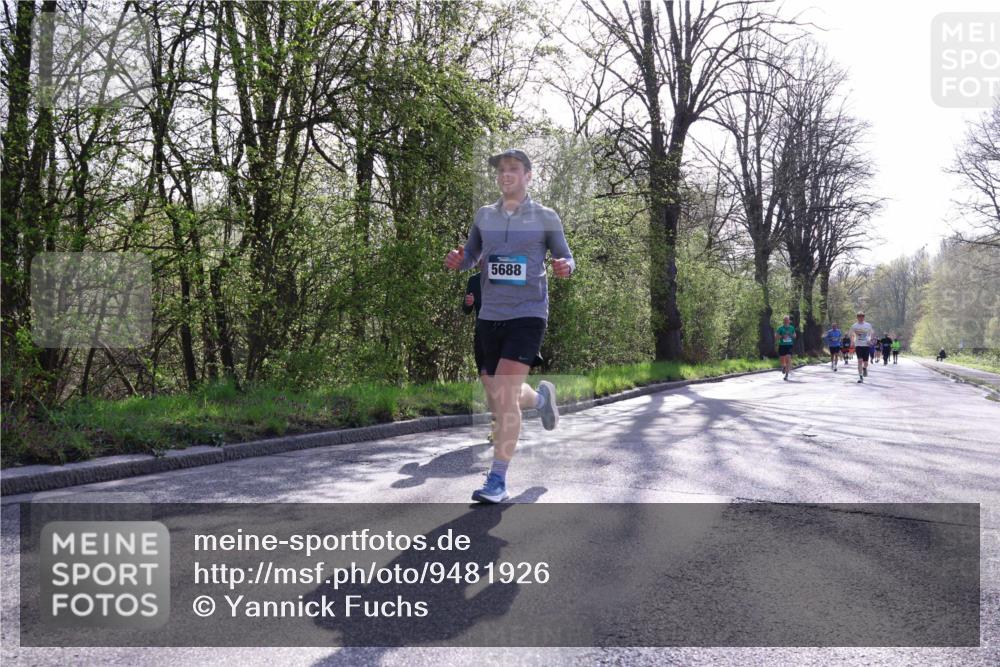 12.04.2026 - 45. Internationalen Wilhelmsburger Insellauf Yannick Fuchs http://msf.ph/oto/9481926 12.04.2026 10:30:07 Laufen 5688 meine-sportfotos.de