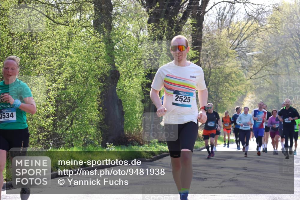 12.04.2026 - 45. Internationalen Wilhelmsburger Insellauf Yannick Fuchs http://msf.ph/oto/9481938 12.04.2026 10:30:10 Laufen 3534, 2525, 5560, 4645 meine-sportfotos.de