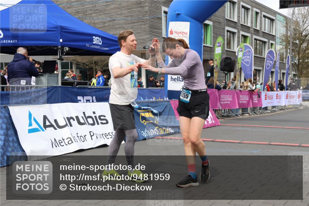 12.04.2026 - 45. Internationalen Wilhelmsburger Insellauf Strokosch-Dieckow http://msf.ph/oto/9481959 12.04.2026 13:24:42 Ziel  meine-sportfotos.de