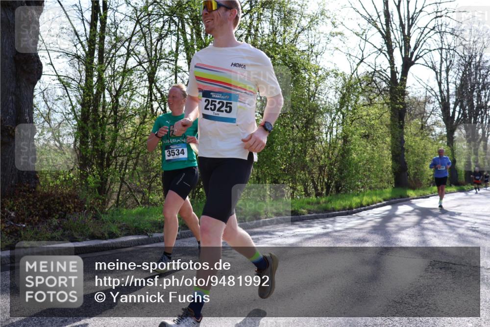 12.04.2026 - 45. Internationalen Wilhelmsburger Insellauf Yannick Fuchs http://msf.ph/oto/9481992 12.04.2026 10:30:13 Laufen 3534, 45, 2525, 295 meine-sportfotos.de