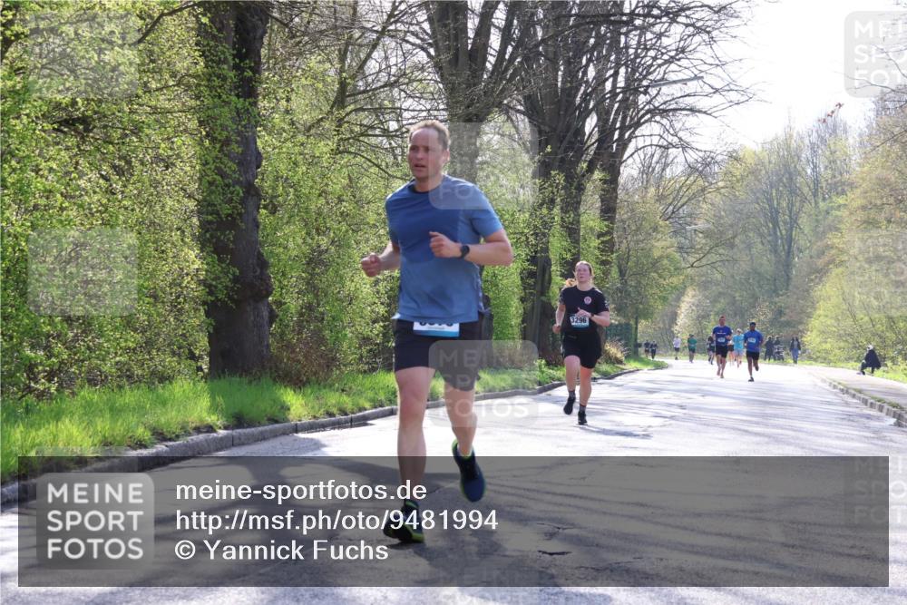 12.04.2026 - 45. Internationalen Wilhelmsburger Insellauf Yannick Fuchs http://msf.ph/oto/9481994 12.04.2026 10:22:27 Laufen 3296 meine-sportfotos.de