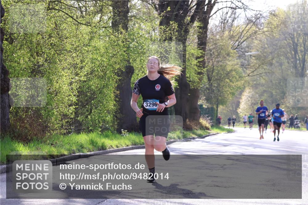 12.04.2026 - 45. Internationalen Wilhelmsburger Insellauf Yannick Fuchs http://msf.ph/oto/9482014 12.04.2026 10:22:28 Laufen 3296 meine-sportfotos.de