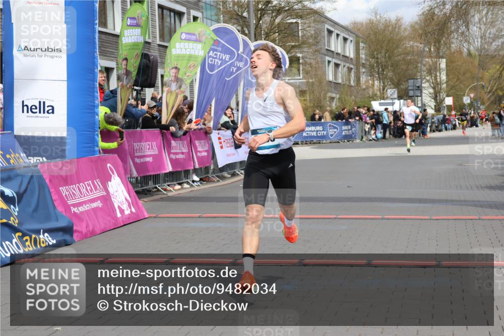 12.04.2026 - 45. Internationalen Wilhelmsburger Insellauf Strokosch-Dieckow http://msf.ph/oto/9482034 12.04.2026 12:48:02 Ziel 5495 meine-sportfotos.de