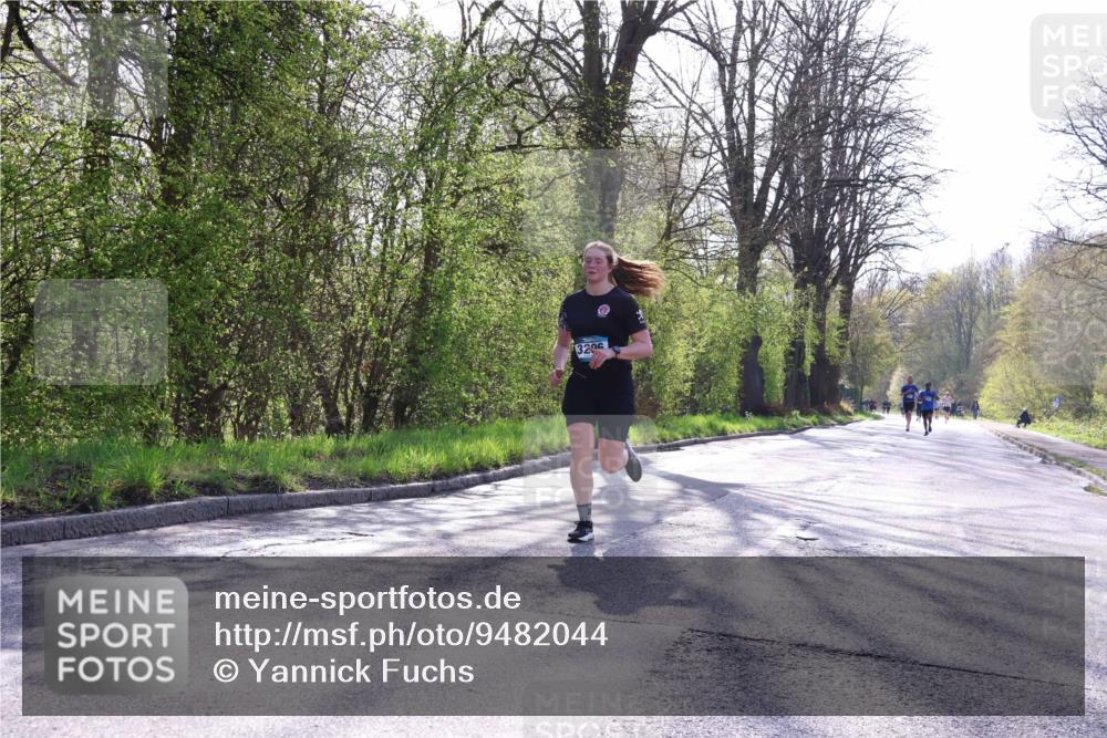 12.04.2026 - 45. Internationalen Wilhelmsburger Insellauf Yannick Fuchs http://msf.ph/oto/9482044 12.04.2026 10:22:31 Laufen 3296 meine-sportfotos.de