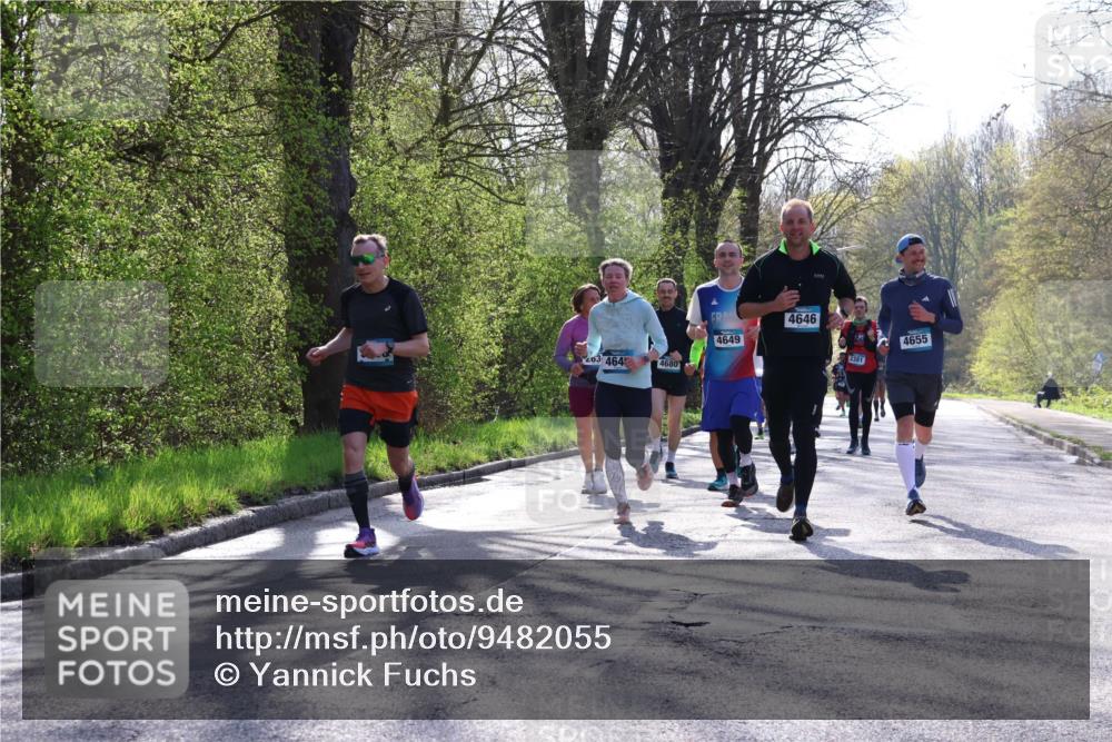 12.04.2026 - 45. Internationalen Wilhelmsburger Insellauf Yannick Fuchs http://msf.ph/oto/9482055 12.04.2026 10:30:19 Laufen 4649, 203, 464, 4680, 4646, 3381, 4655 meine-sportfotos.de