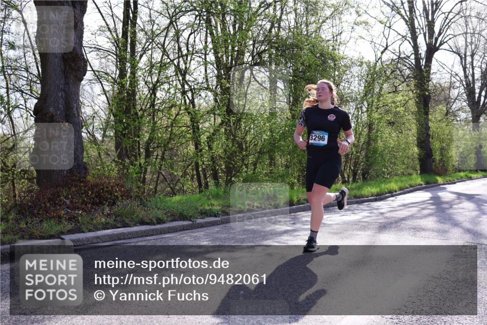 12.04.2026 - 45. Internationalen Wilhelmsburger Insellauf Yannick Fuchs http://msf.ph/oto/9482061 12.04.2026 10:22:32 Laufen 3296 meine-sportfotos.de