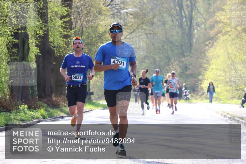12.04.2026 - 45. Internationalen Wilhelmsburger Insellauf Yannick Fuchs http://msf.ph/oto/9482094 12.04.2026 10:22:37 Laufen 4791, 5821 meine-sportfotos.de