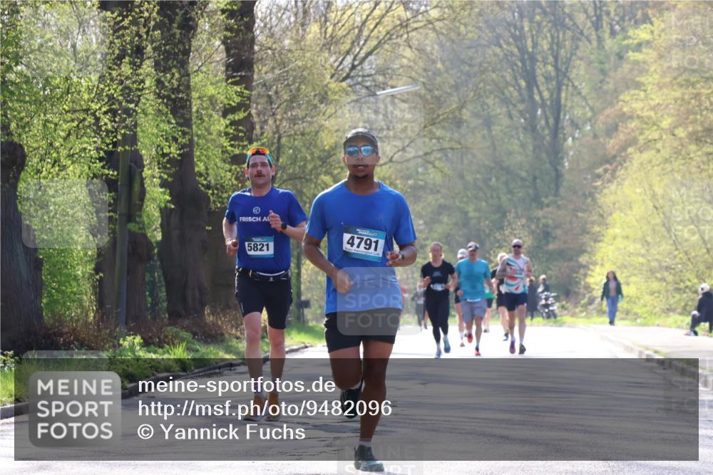 12.04.2026 - 45. Internationalen Wilhelmsburger Insellauf Yannick Fuchs http://msf.ph/oto/9482096 12.04.2026 10:22:37 Laufen 5821, 4791 meine-sportfotos.de