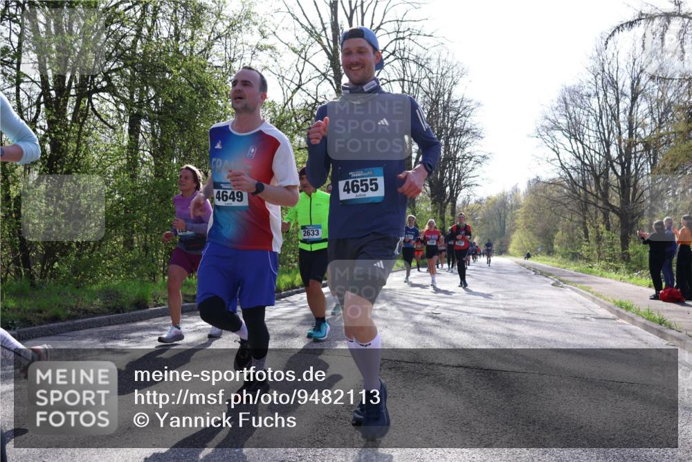 12.04.2026 - 45. Internationalen Wilhelmsburger Insellauf Yannick Fuchs http://msf.ph/oto/9482113 12.04.2026 10:30:23 Laufen 4649, 2633, 4655, 3380 meine-sportfotos.de