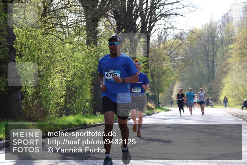 12.04.2026 - 45. Internationalen Wilhelmsburger Insellauf Yannick Fuchs http://msf.ph/oto/9482125 12.04.2026 10:22:39 Laufen 4791, 5821 meine-sportfotos.de