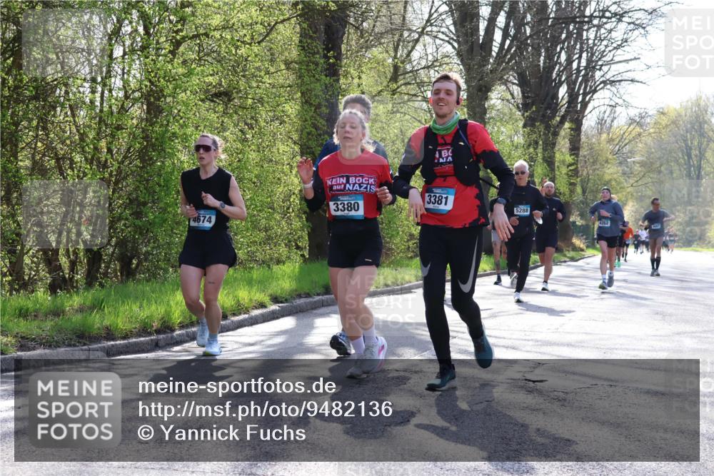 12.04.2026 - 45. Internationalen Wilhelmsburger Insellauf Yannick Fuchs http://msf.ph/oto/9482136 12.04.2026 10:30:25 Laufen 4674, 3380, 3381, 5288, 4262 meine-sportfotos.de