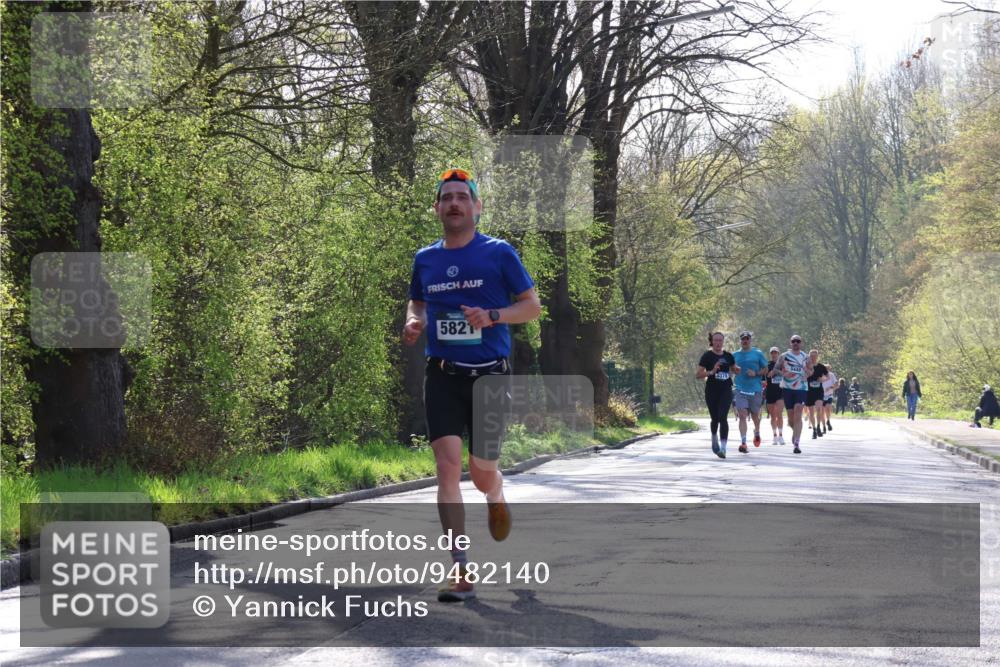 12.04.2026 - 45. Internationalen Wilhelmsburger Insellauf Yannick Fuchs http://msf.ph/oto/9482140 12.04.2026 10:22:41 Laufen 5821, 5449 meine-sportfotos.de