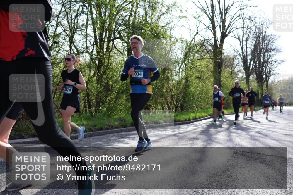 12.04.2026 - 45. Internationalen Wilhelmsburger Insellauf Yannick Fuchs http://msf.ph/oto/9482171 12.04.2026 10:30:27 Laufen 4674, 5034 meine-sportfotos.de