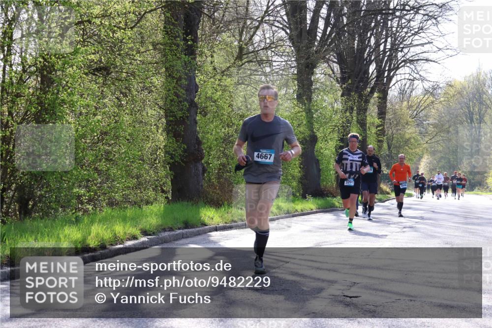 12.04.2026 - 45. Internationalen Wilhelmsburger Insellauf Yannick Fuchs http://msf.ph/oto/9482229 12.04.2026 10:30:32 Laufen 4667, 3201 meine-sportfotos.de