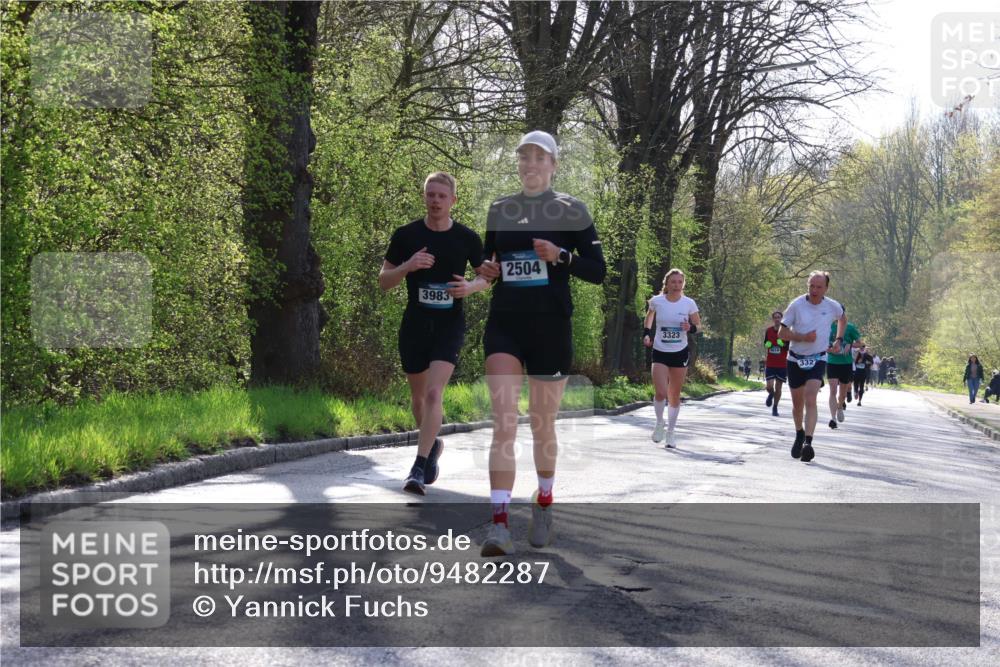 12.04.2026 - 45. Internationalen Wilhelmsburger Insellauf Yannick Fuchs http://msf.ph/oto/9482287 12.04.2026 10:22:55 Laufen 3983, 2504, 3323, 332 meine-sportfotos.de