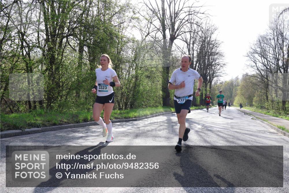 12.04.2026 - 45. Internationalen Wilhelmsburger Insellauf Yannick Fuchs http://msf.ph/oto/9482356 12.04.2026 10:23:00 Laufen 3323, 3327 meine-sportfotos.de