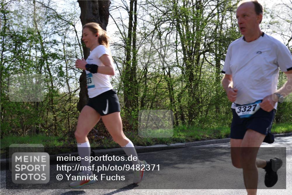 12.04.2026 - 45. Internationalen Wilhelmsburger Insellauf Yannick Fuchs http://msf.ph/oto/9482371 12.04.2026 10:23:01 Laufen 3327 meine-sportfotos.de