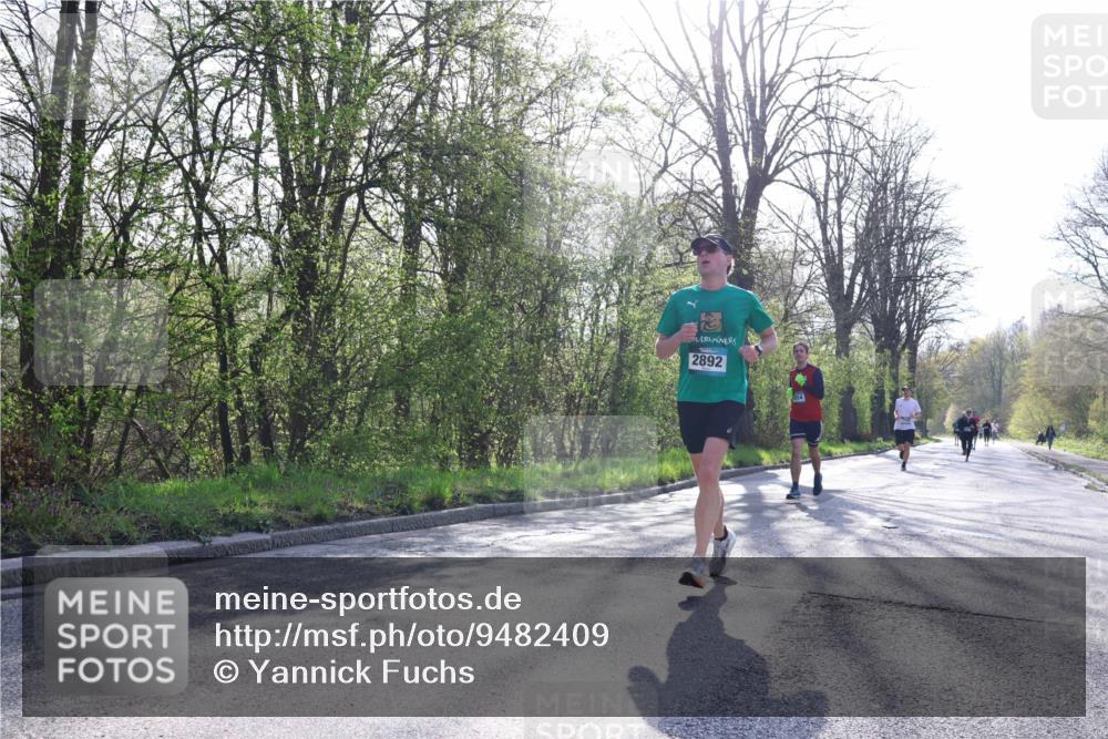 12.04.2026 - 45. Internationalen Wilhelmsburger Insellauf Yannick Fuchs http://msf.ph/oto/9482409 12.04.2026 10:23:04 Laufen 2892 meine-sportfotos.de