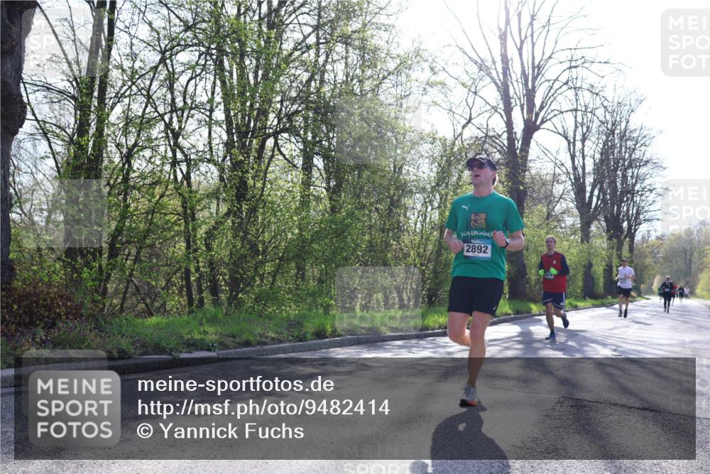 12.04.2026 - 45. Internationalen Wilhelmsburger Insellauf Yannick Fuchs http://msf.ph/oto/9482414 12.04.2026 10:23:04 Laufen 2892 meine-sportfotos.de