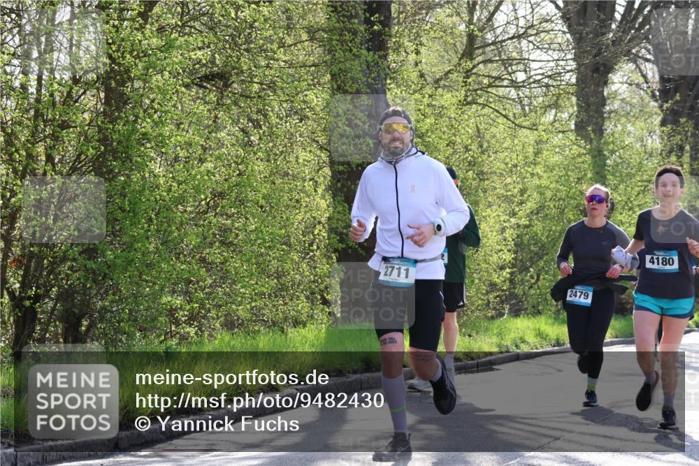 12.04.2026 - 45. Internationalen Wilhelmsburger Insellauf Yannick Fuchs http://msf.ph/oto/9482430 12.04.2026 10:30:49 Laufen 2711, 2479, 4180 meine-sportfotos.de