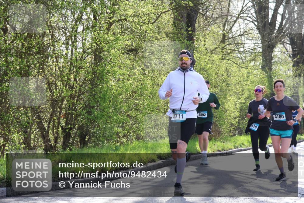 12.04.2026 - 45. Internationalen Wilhelmsburger Insellauf Yannick Fuchs http://msf.ph/oto/9482434 12.04.2026 10:30:49 Laufen 2711, 3892, 479, 4180 meine-sportfotos.de