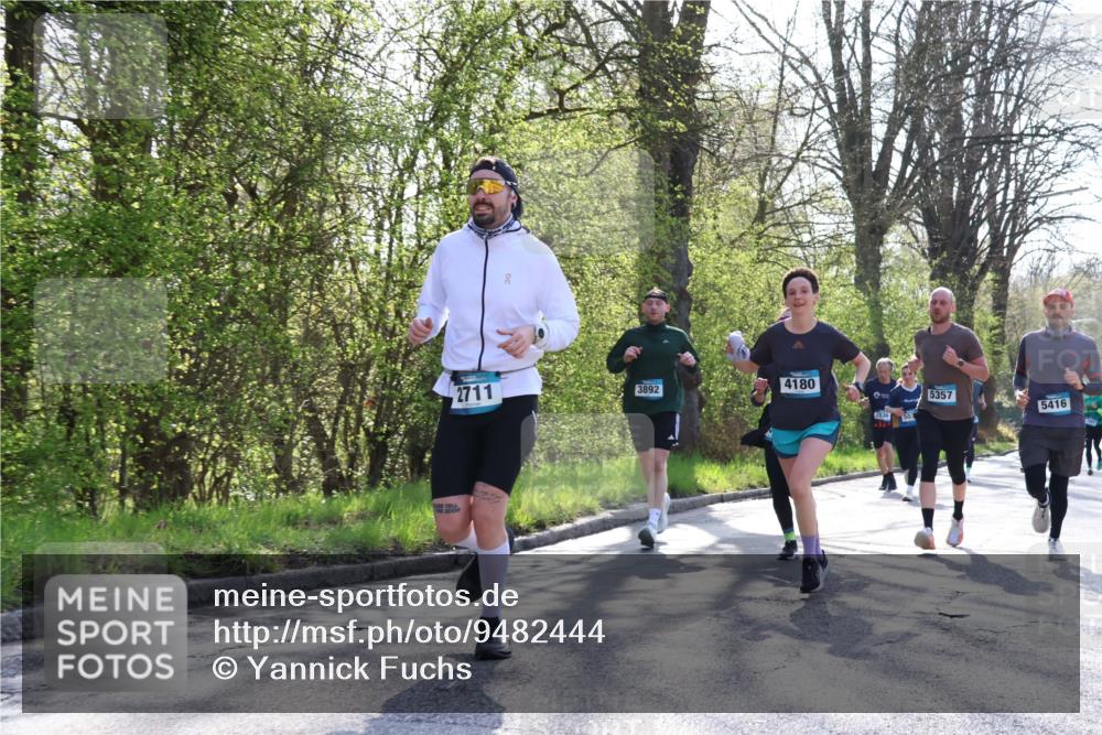 12.04.2026 - 45. Internationalen Wilhelmsburger Insellauf Yannick Fuchs http://msf.ph/oto/9482444 12.04.2026 10:30:50 Laufen 2711, 3892, 4180, 2836, 5357, 5416 meine-sportfotos.de