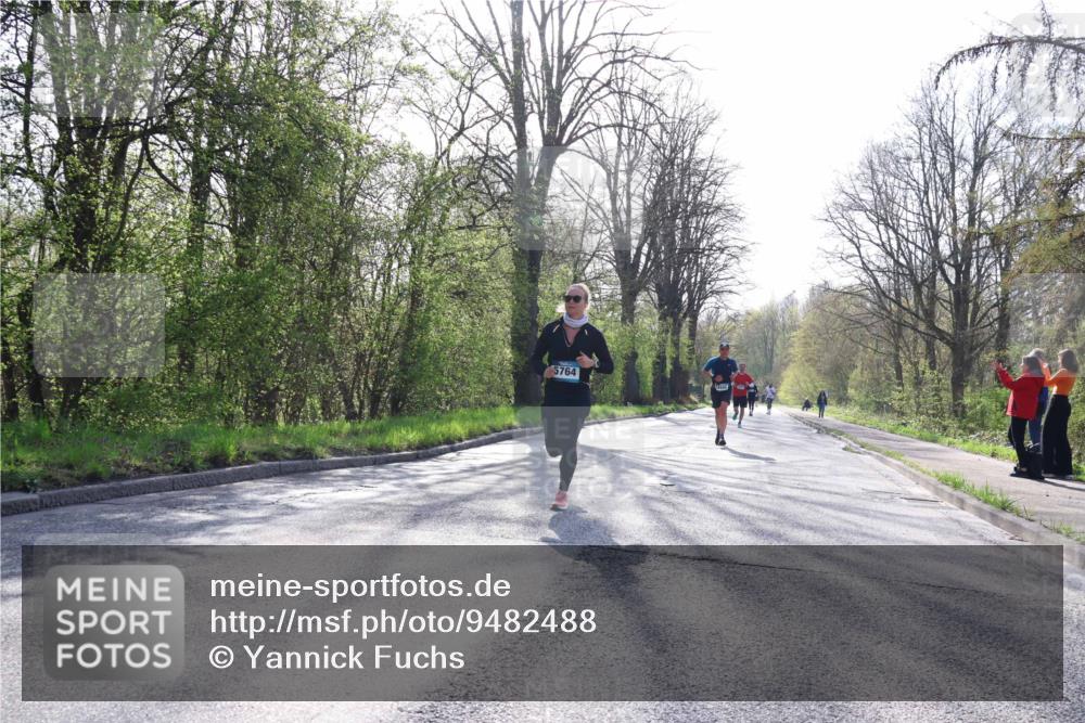 12.04.2026 - 45. Internationalen Wilhelmsburger Insellauf Yannick Fuchs http://msf.ph/oto/9482488 12.04.2026 10:23:10 Laufen 5764 meine-sportfotos.de
