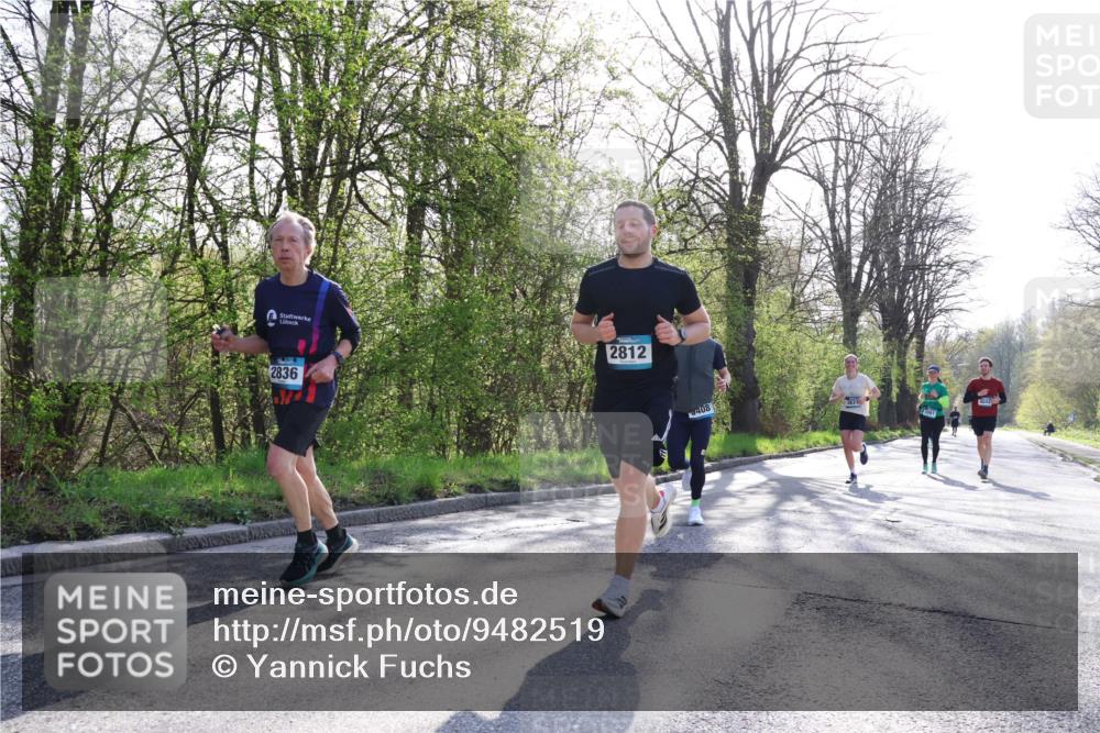 12.04.2026 - 45. Internationalen Wilhelmsburger Insellauf Yannick Fuchs http://msf.ph/oto/9482519 12.04.2026 10:30:56 Laufen 2812, 2836, 408, 3831 meine-sportfotos.de