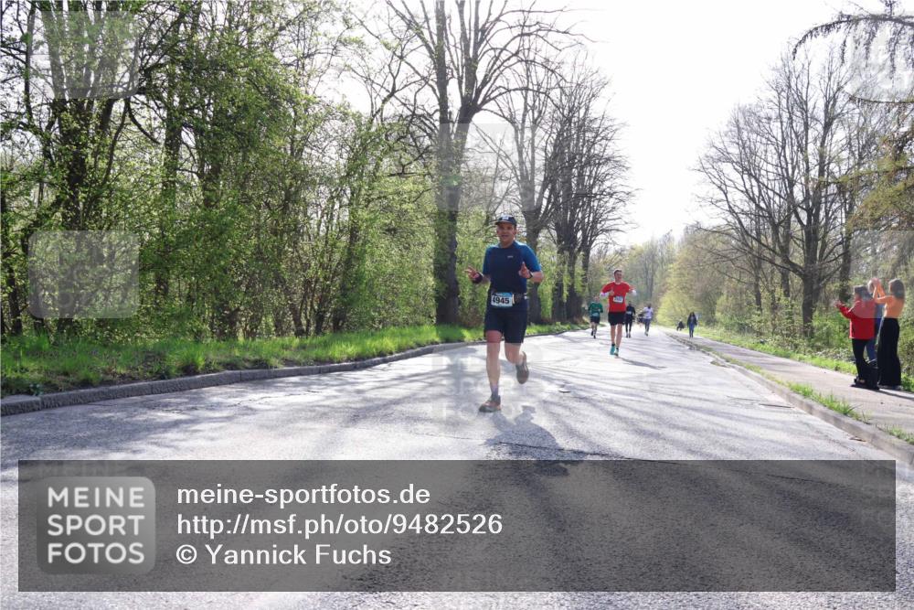 12.04.2026 - 45. Internationalen Wilhelmsburger Insellauf Yannick Fuchs http://msf.ph/oto/9482526 12.04.2026 10:23:13 Laufen 4945, 2893 meine-sportfotos.de