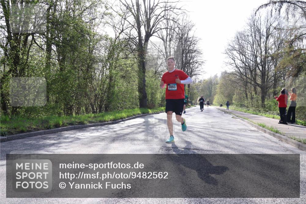 12.04.2026 - 45. Internationalen Wilhelmsburger Insellauf Yannick Fuchs http://msf.ph/oto/9482562 12.04.2026 10:23:16 Laufen 2893 meine-sportfotos.de