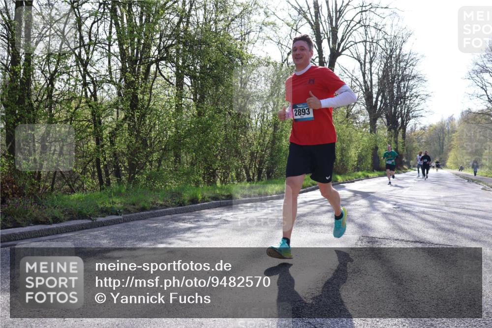12.04.2026 - 45. Internationalen Wilhelmsburger Insellauf Yannick Fuchs http://msf.ph/oto/9482570 12.04.2026 10:23:17 Laufen 2893 meine-sportfotos.de