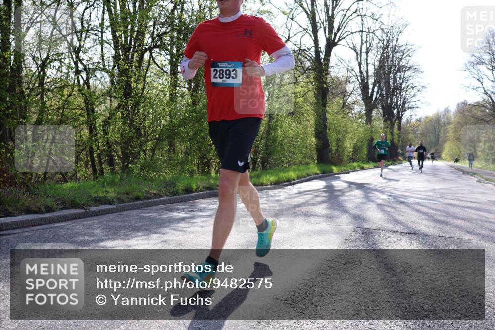 12.04.2026 - 45. Internationalen Wilhelmsburger Insellauf Yannick Fuchs http://msf.ph/oto/9482575 12.04.2026 10:23:17 Laufen 2893 meine-sportfotos.de