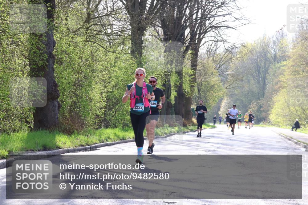 12.04.2026 - 45. Internationalen Wilhelmsburger Insellauf Yannick Fuchs http://msf.ph/oto/9482580 12.04.2026 10:31:02 Laufen 2222, 5489 meine-sportfotos.de