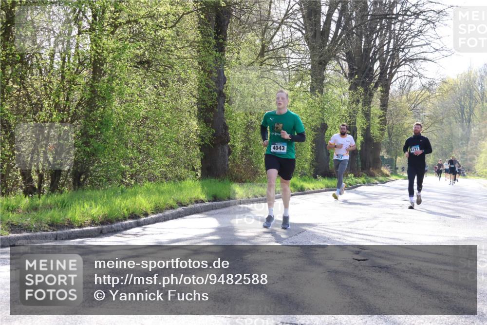 12.04.2026 - 45. Internationalen Wilhelmsburger Insellauf Yannick Fuchs http://msf.ph/oto/9482588 12.04.2026 10:23:19 Laufen 4043, 4127 meine-sportfotos.de