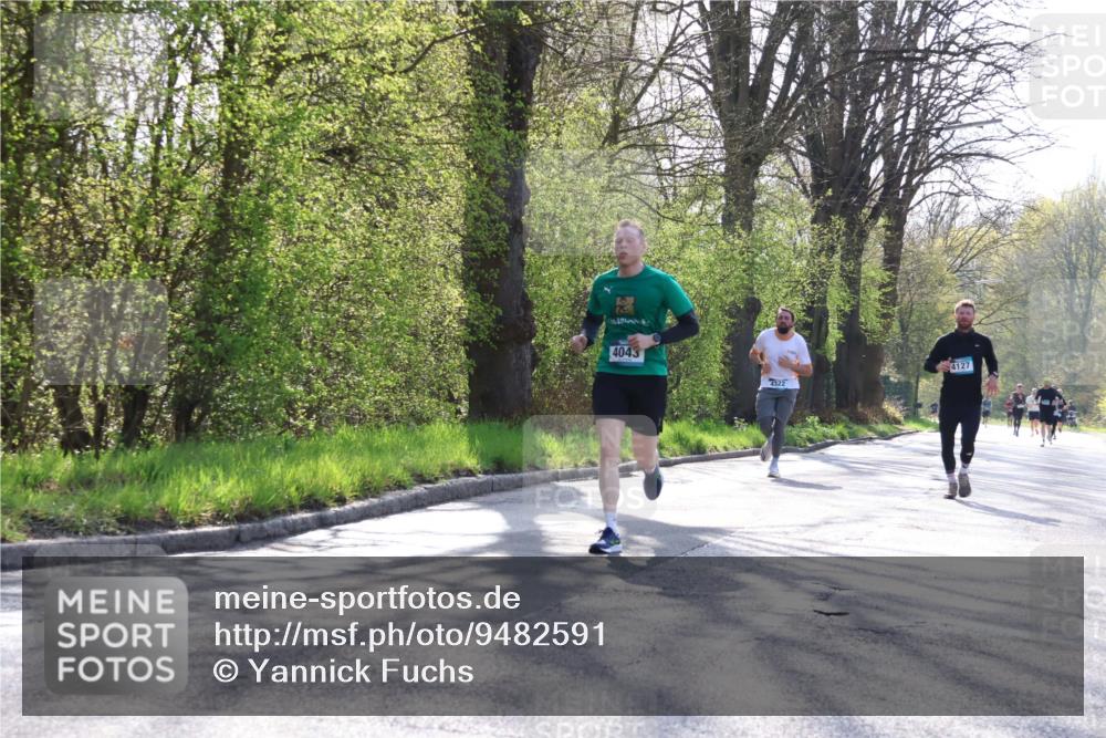 12.04.2026 - 45. Internationalen Wilhelmsburger Insellauf Yannick Fuchs http://msf.ph/oto/9482591 12.04.2026 10:23:19 Laufen 4043, 4322, 4127 meine-sportfotos.de