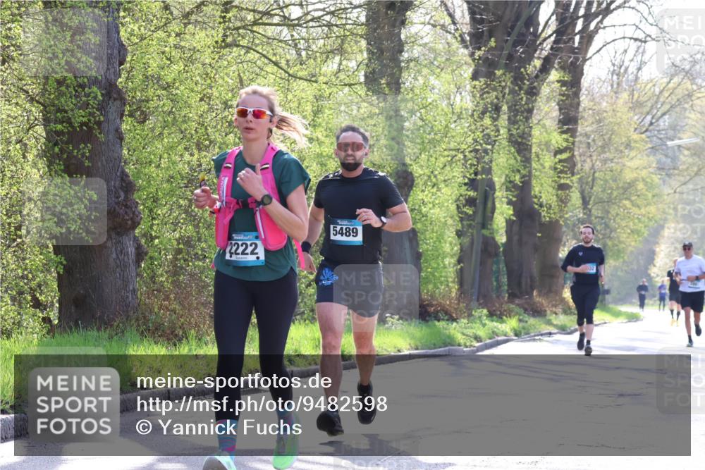 12.04.2026 - 45. Internationalen Wilhelmsburger Insellauf Yannick Fuchs http://msf.ph/oto/9482598 12.04.2026 10:31:03 Laufen 2222, 5489 meine-sportfotos.de