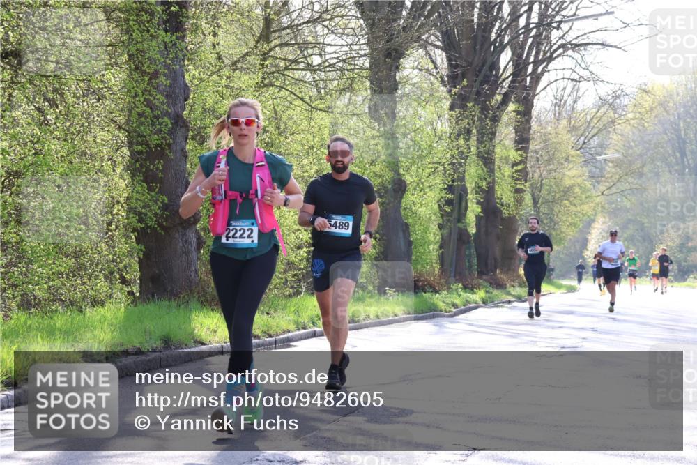 12.04.2026 - 45. Internationalen Wilhelmsburger Insellauf Yannick Fuchs http://msf.ph/oto/9482605 12.04.2026 10:31:03 Laufen 2222, 5489 meine-sportfotos.de