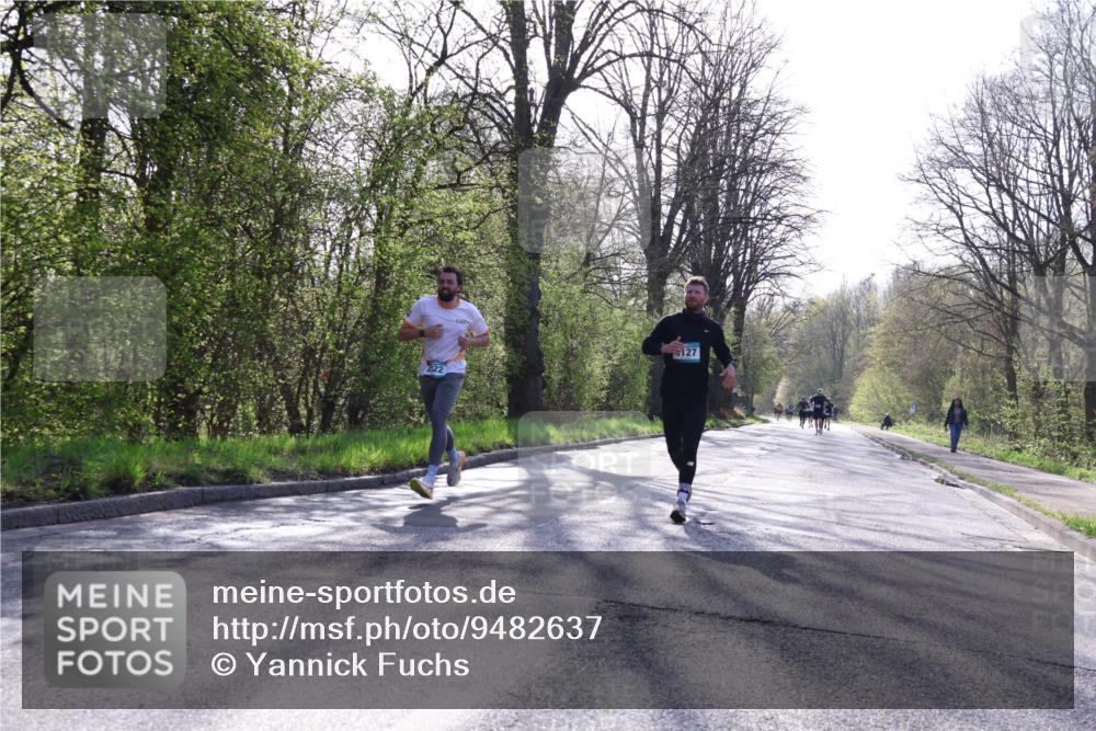 12.04.2026 - 45. Internationalen Wilhelmsburger Insellauf Yannick Fuchs http://msf.ph/oto/9482637 12.04.2026 10:23:23 Laufen 127 meine-sportfotos.de