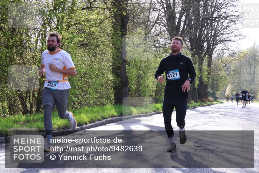 12.04.2026 - 45. Internationalen Wilhelmsburger Insellauf Yannick Fuchs http://msf.ph/oto/9482639 12.04.2026 10:23:23 Laufen 4322, 4127 meine-sportfotos.de