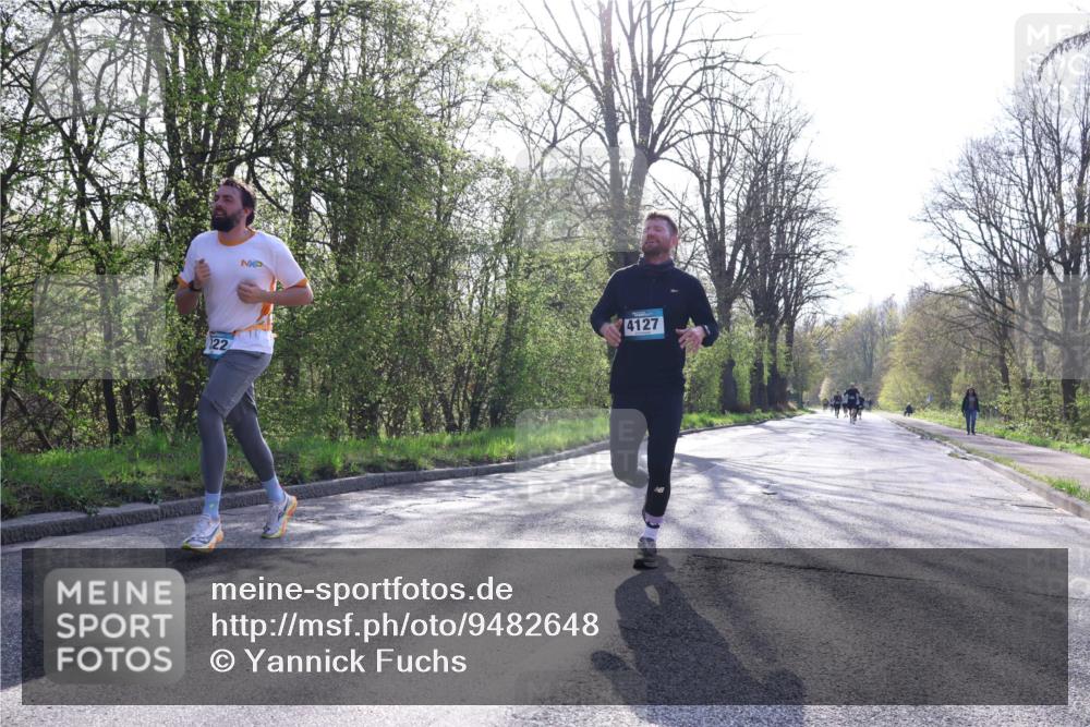 12.04.2026 - 45. Internationalen Wilhelmsburger Insellauf Yannick Fuchs http://msf.ph/oto/9482648 12.04.2026 10:23:24 Laufen 122, 4127 meine-sportfotos.de