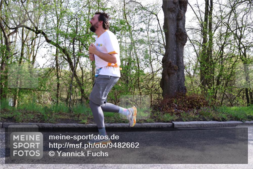 12.04.2026 - 45. Internationalen Wilhelmsburger Insellauf Yannick Fuchs http://msf.ph/oto/9482662 12.04.2026 10:23:25 Laufen 22 meine-sportfotos.de