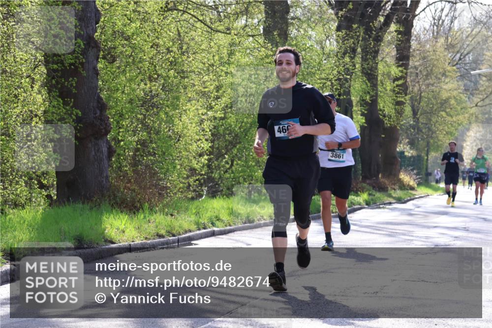 12.04.2026 - 45. Internationalen Wilhelmsburger Insellauf Yannick Fuchs http://msf.ph/oto/9482674 12.04.2026 10:31:10 Laufen 460, 3861 meine-sportfotos.de