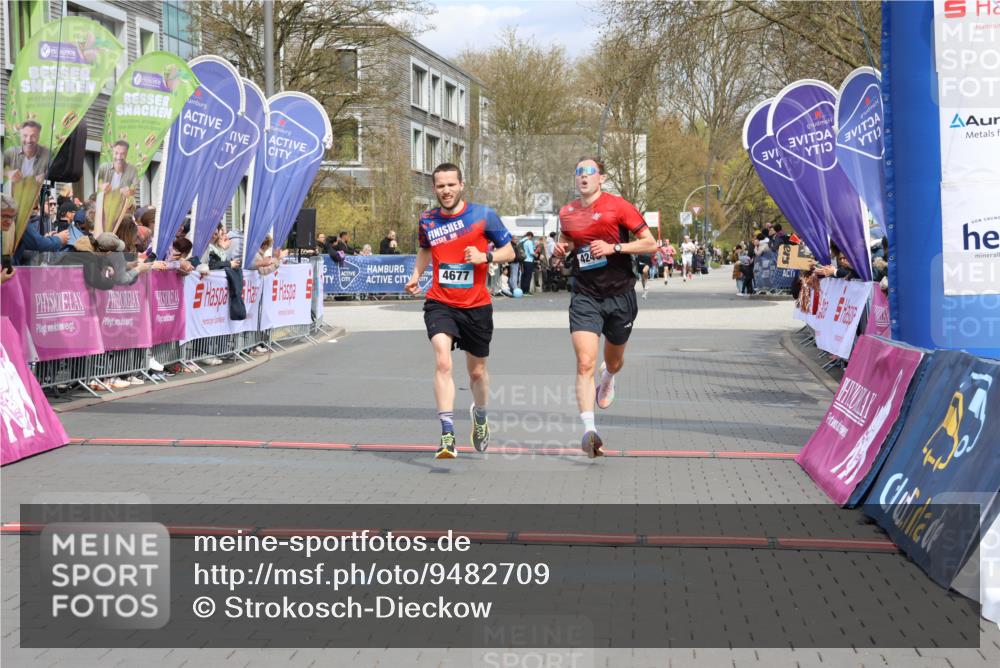 12.04.2026 - 45. Internationalen Wilhelmsburger Insellauf Strokosch-Dieckow http://msf.ph/oto/9482709 12.04.2026 12:48:59 Ziel 4677, 4240 meine-sportfotos.de