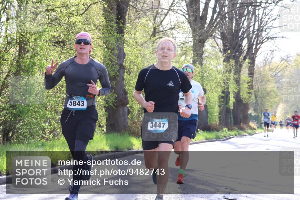 12.04.2026 - 45. Internationalen Wilhelmsburger Insellauf Yannick Fuchs http://msf.ph/oto/9482743 12.04.2026 10:23:39 Laufen 5843, 3447 meine-sportfotos.de